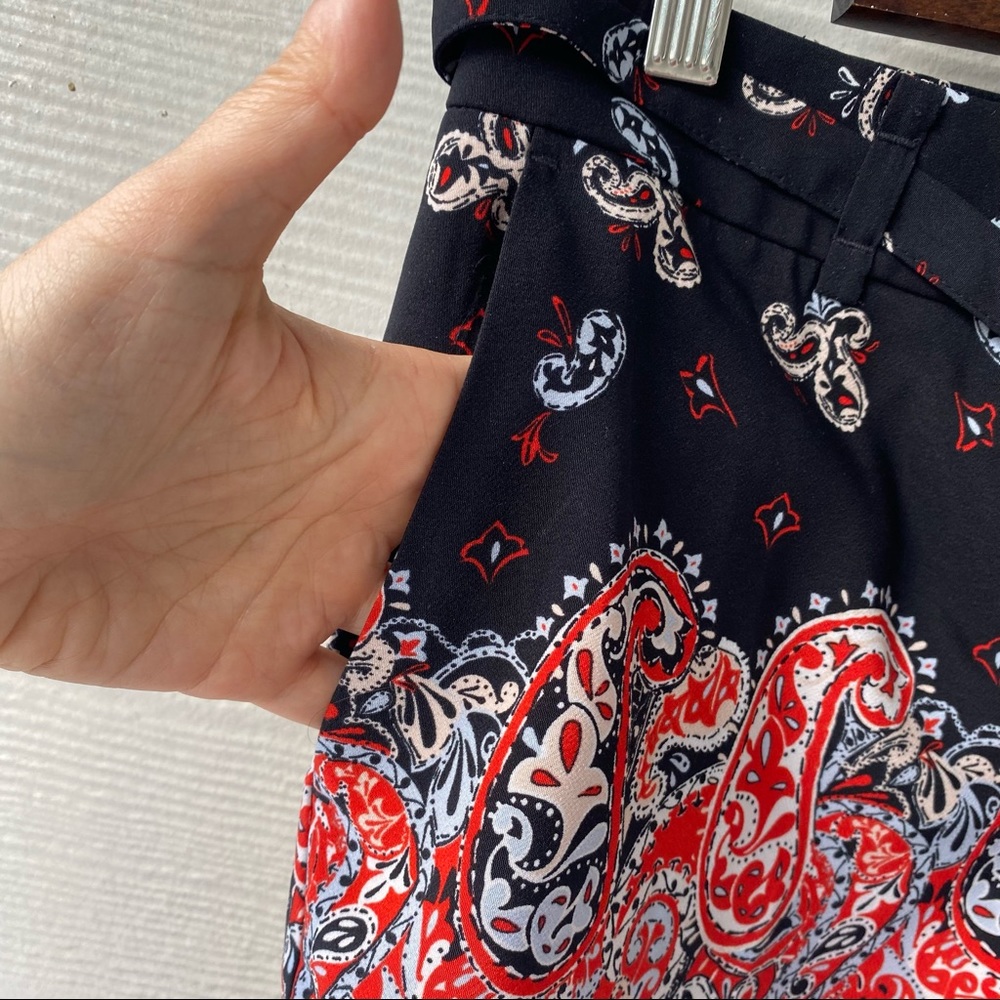 LOFT Paisley Riviera Shorts - Picture 2 of 8